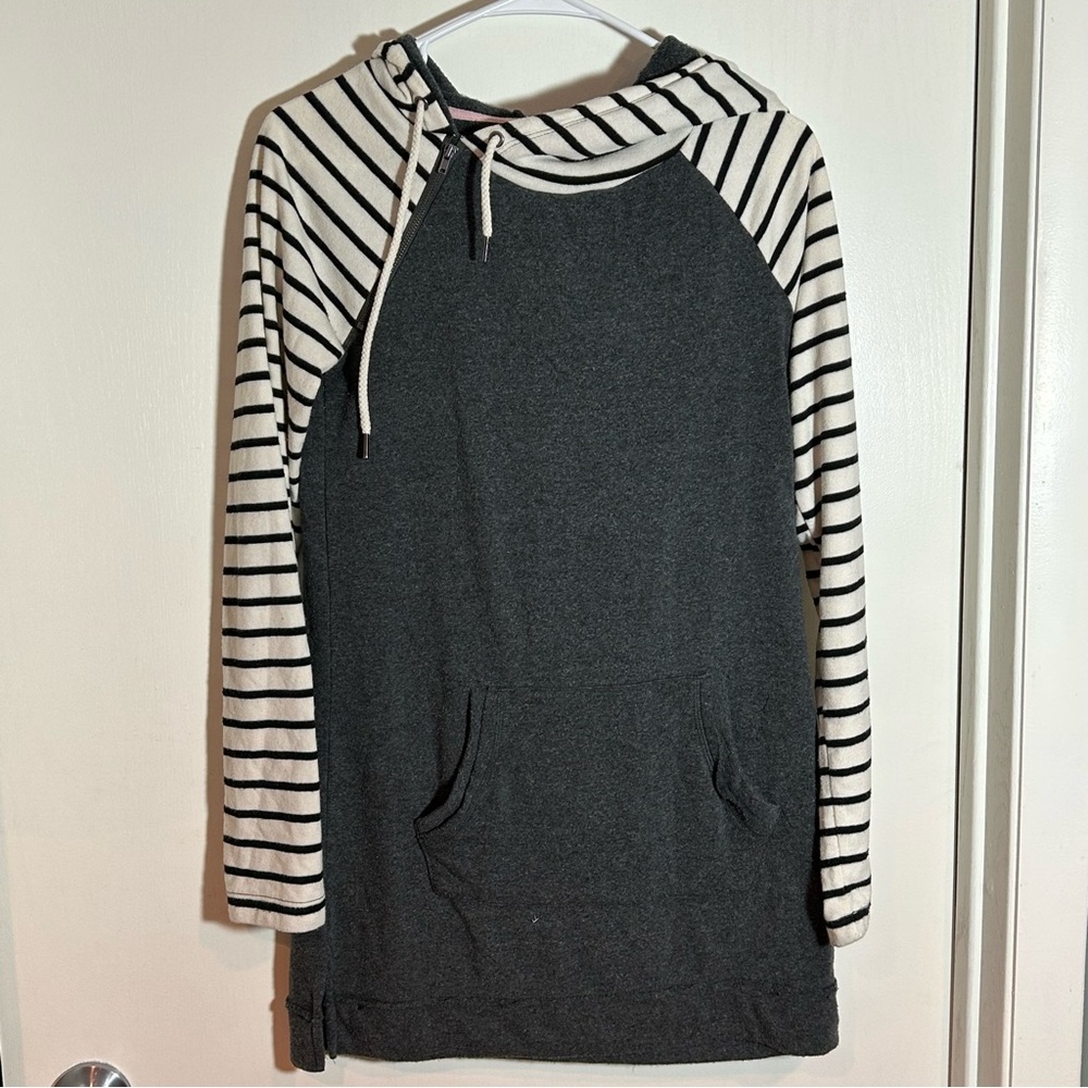 Maurices hooded sweatshirt‎ striped small